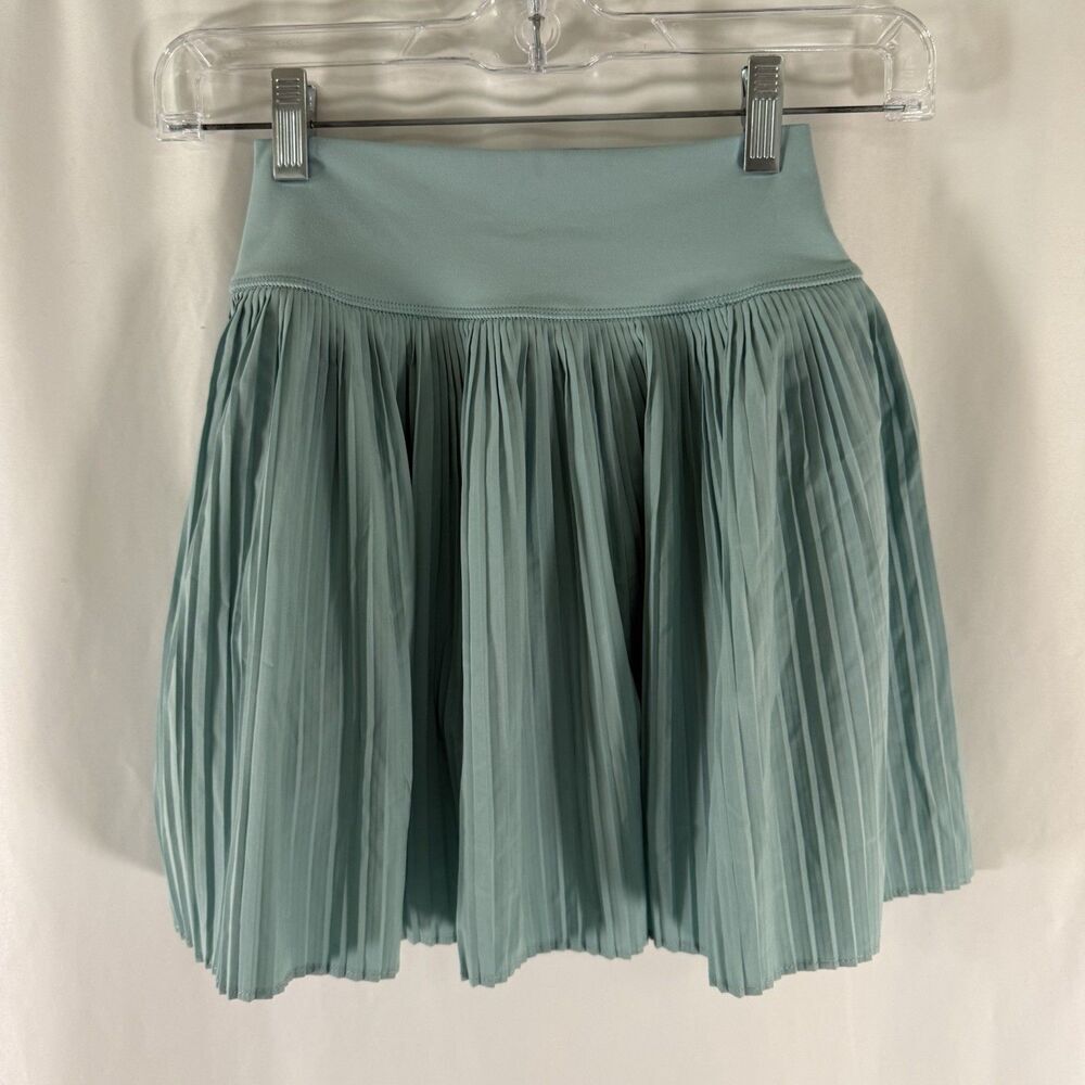 Yogalicious Lightstreme Hybrid Strut This Skort Women's XS Green Pleated Mini Sk